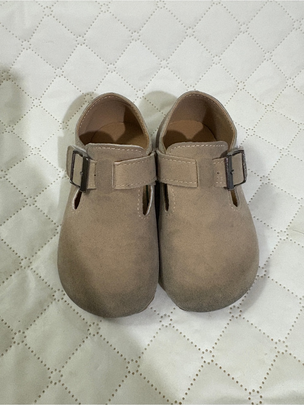SHEIN Taupe Suede Buckle Kids Moccasins
